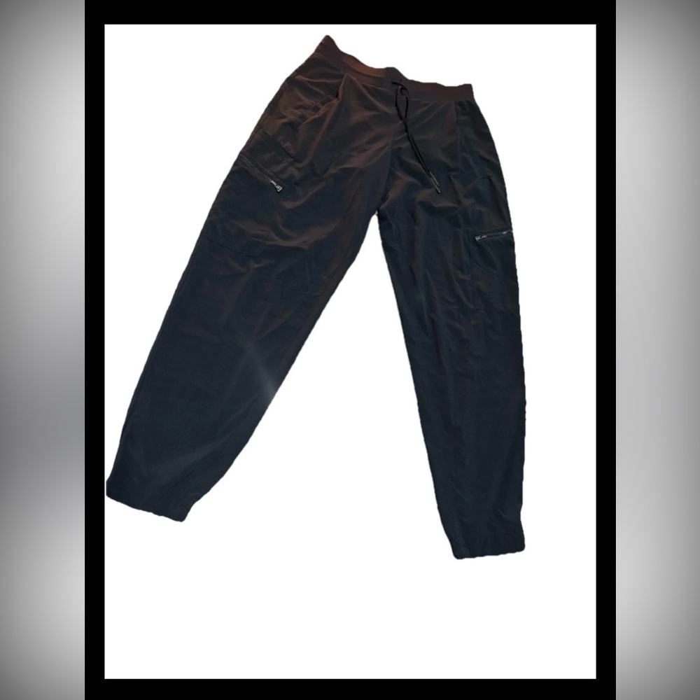 Athleta Go Far Travel Pant, size 2